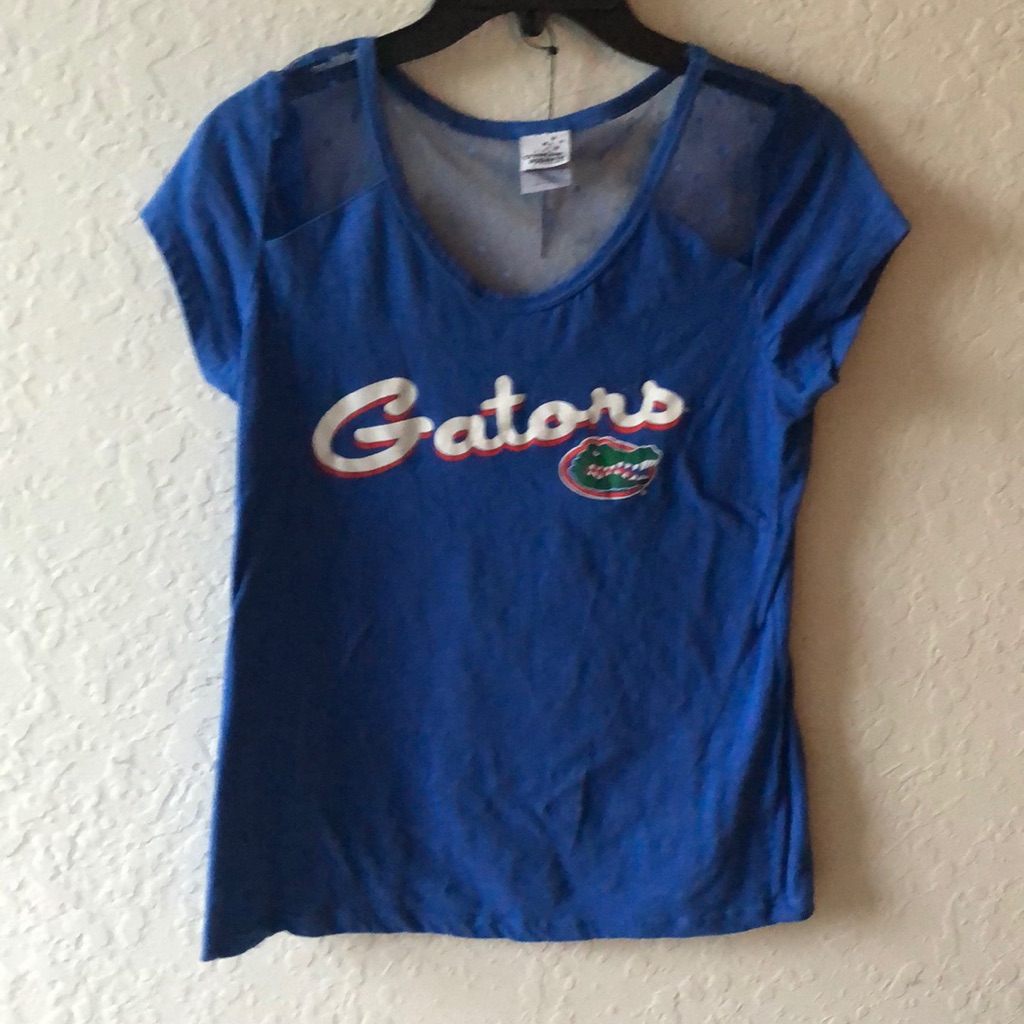 Women Creative Apparel Concepts Gators Shirt